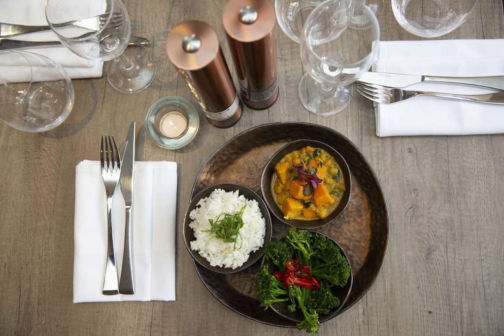 Doubletree By Hilton Reading M4 J10 Hotel Winnersh Restaurant photo